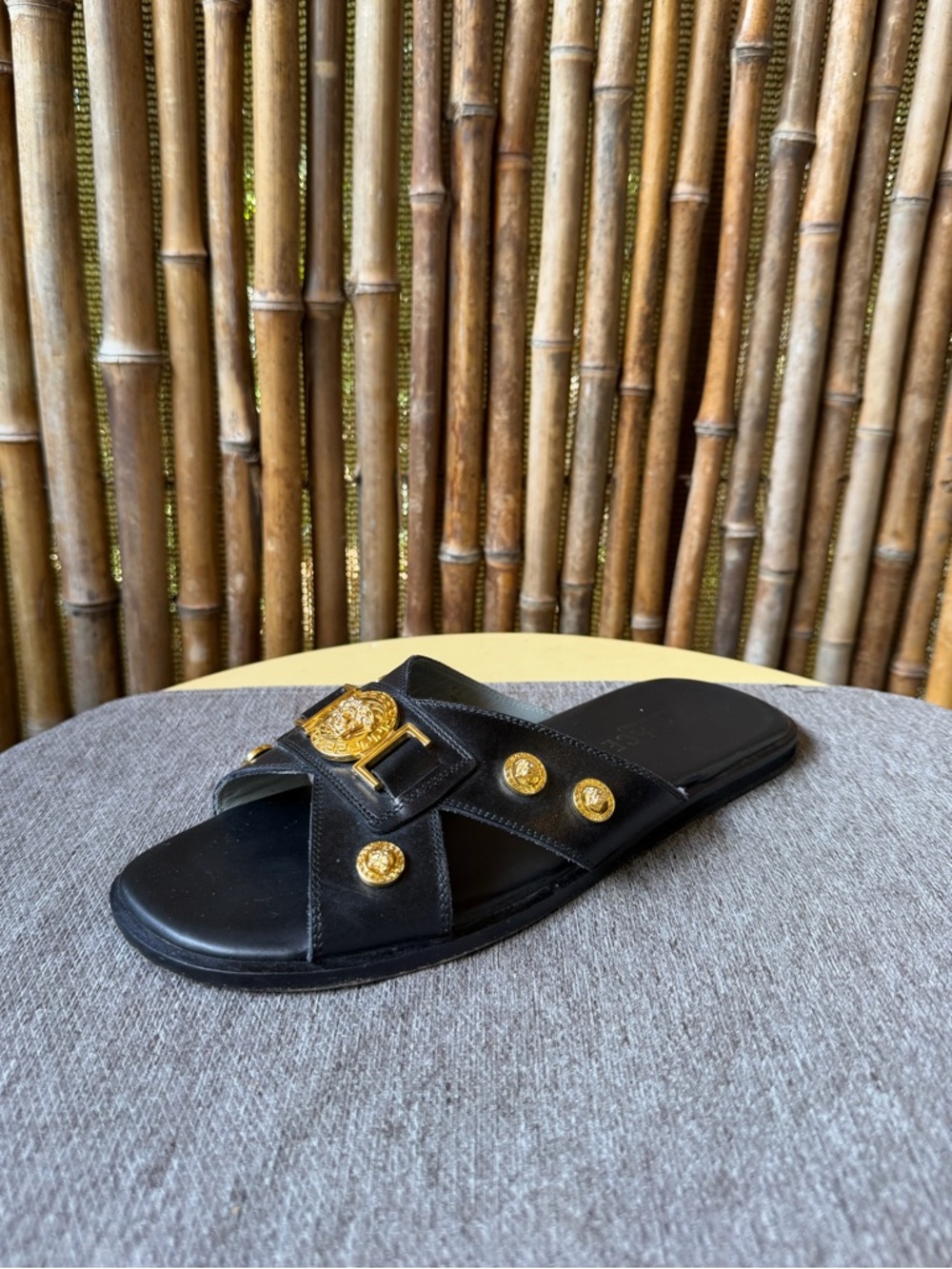 VERSACE mens Medusa medallion slides